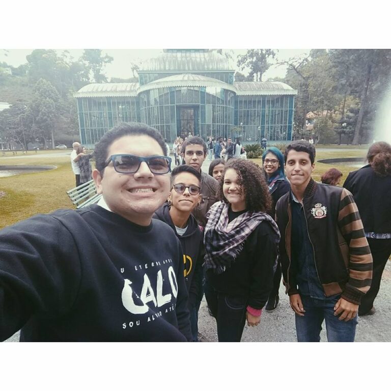 Alunos do curso de História da FACIG fazem visita técnica a Petrópolis, RJ