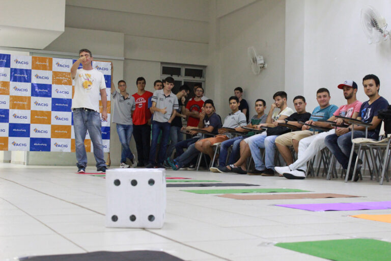 Aula Inaugural Gamificada do Curso de Análise e Desenvolvimento de Sistemas