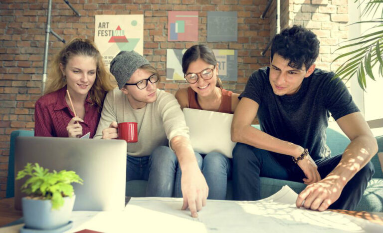 Conheça os 4 passos essenciais para criar uma startup!