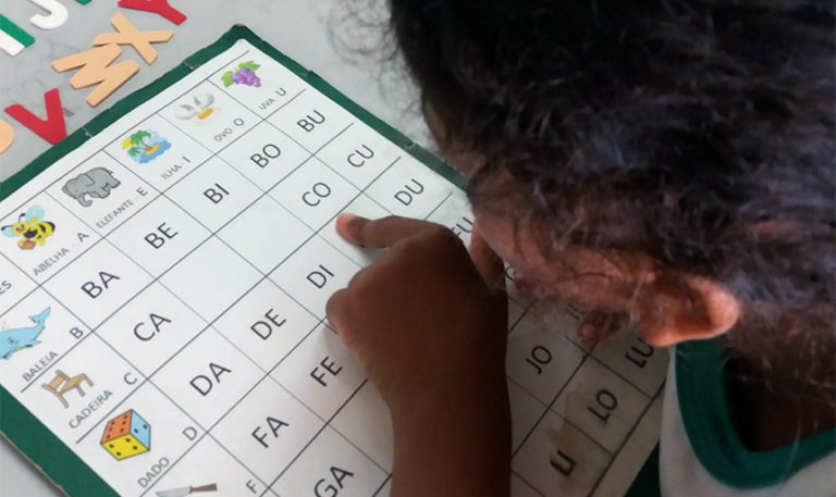 Ações do PIBID: Diversificando a Prática Pedagógica no Processo de Leitura.