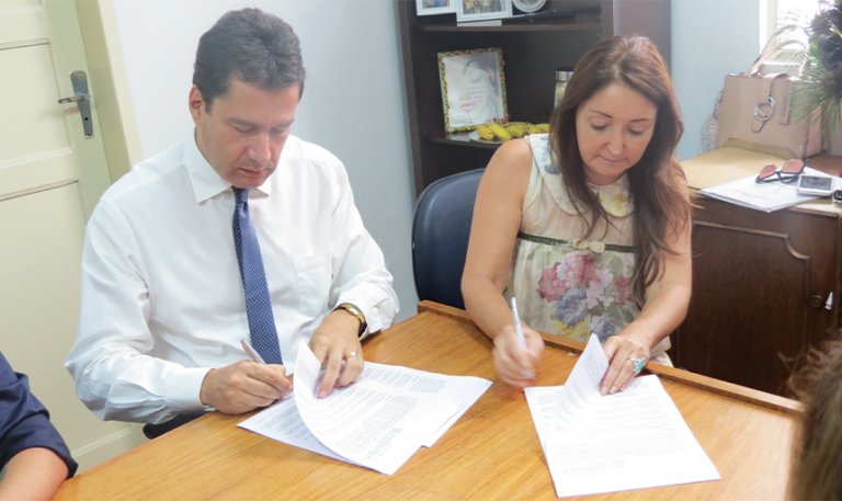 INSTITUTO AYRTON SENNA FIRMA PARCERIA COM UNIFACIG E PREFEITURA MUNICIPAL DE MANHUAÇU ATRAVÉS DO PROJETO “LETRAMENTO EM PROGRAMAÇÃO”