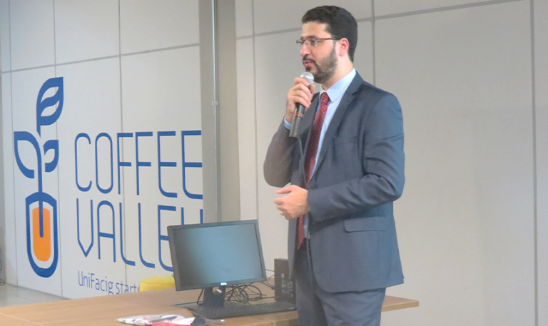 Palestra sobre Direito Eleitoral