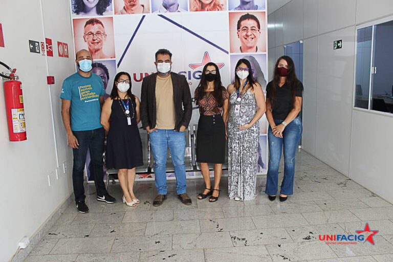 O Curso de Ciências Contábeis do Centro Universitário UNIFACIG recebe visita de fiscal e representante do NAF (núcleo de apoio fiscal)