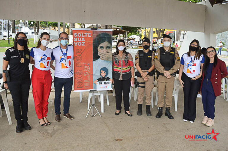 Campanha Mulher solte a sua voz é realizada em Manhuaçu