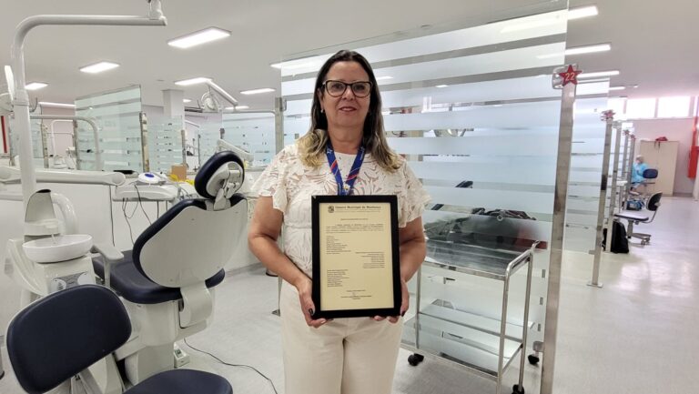 Curso de Odontologia UNIFACIG recebe Moção de Reconhecimento pela obtenção de nota máxima no MEC.