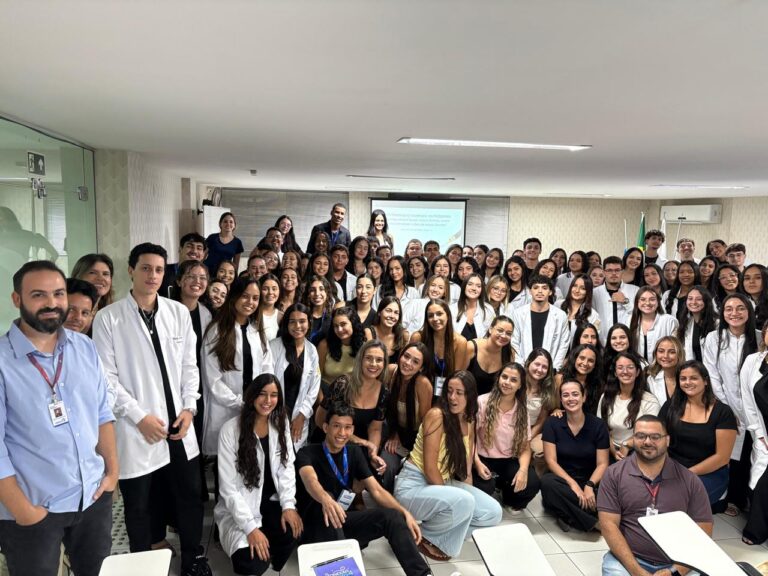 Ética, carreira e simbolismo: Fisioterapia UNIFACIG inicia semestre com a presença do CREFITO-4/MG.