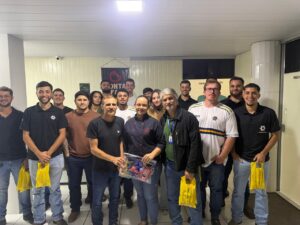 Visita técnica aproxima estudantes de Agronomia da produção artesanal de alimentos.